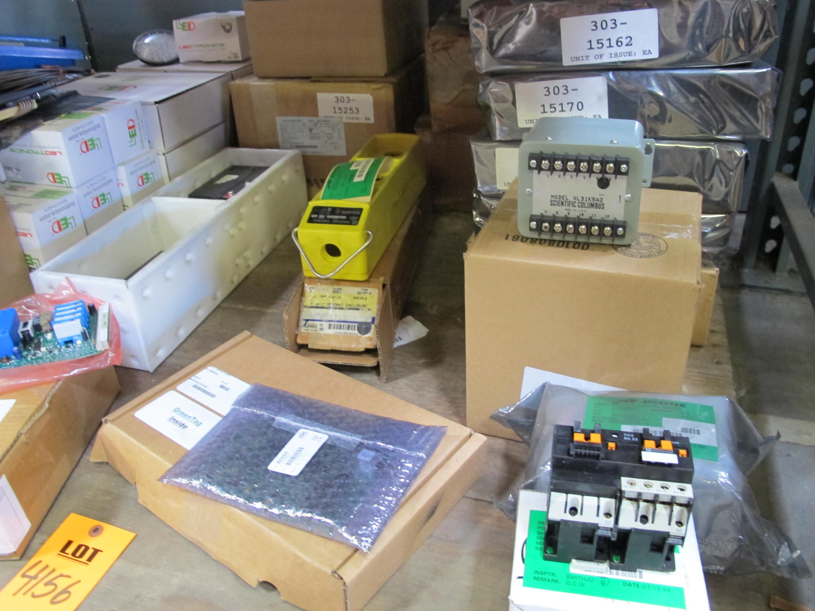 LOT TO INCLUDE BUT NOT LIMITED: (6) MODULES, RELAY KIND. 16-CHANNEL RELAY MODULE, (42) LAMP, LED KIND, TRUE WHITE COLOR, 3.2 WATT, 6VDC ELEC RATING., (1) MODULE, 4-20MADC RATING, I/E CONVERTER KIND, (1) CABLE, EXTENSION KIND, 8MM SIZE, NOT ARMORED MATERIAL. 3300XL, 8MM CABLE, LENGTH 4.5M, (1) CONTROLLER, INTELLIGENT TYPE, EP2500, 12-24 VDC, 300 MA MAXIMUM, 3 VOLT LITHIUM MEMORY AND CLOCK BACKUP. LOADING & HANDLING FEE $15-4156